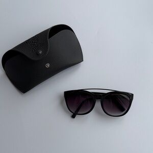 Stylish Black Sunglasses